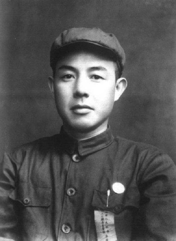 苏七生因名字起得太随意，参加红军后彭德怀就给他改名，多年后终成上将-4.jpg