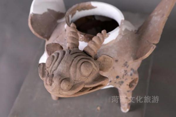 菏泽考古现场发现两千年“萌”兽，网友们为了起名操碎心-4.jpg