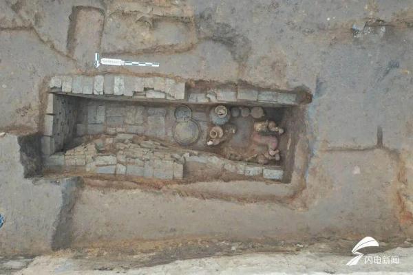 菏泽考古现场发现两千年“萌”兽，网友们为了起名操碎心-13.jpg